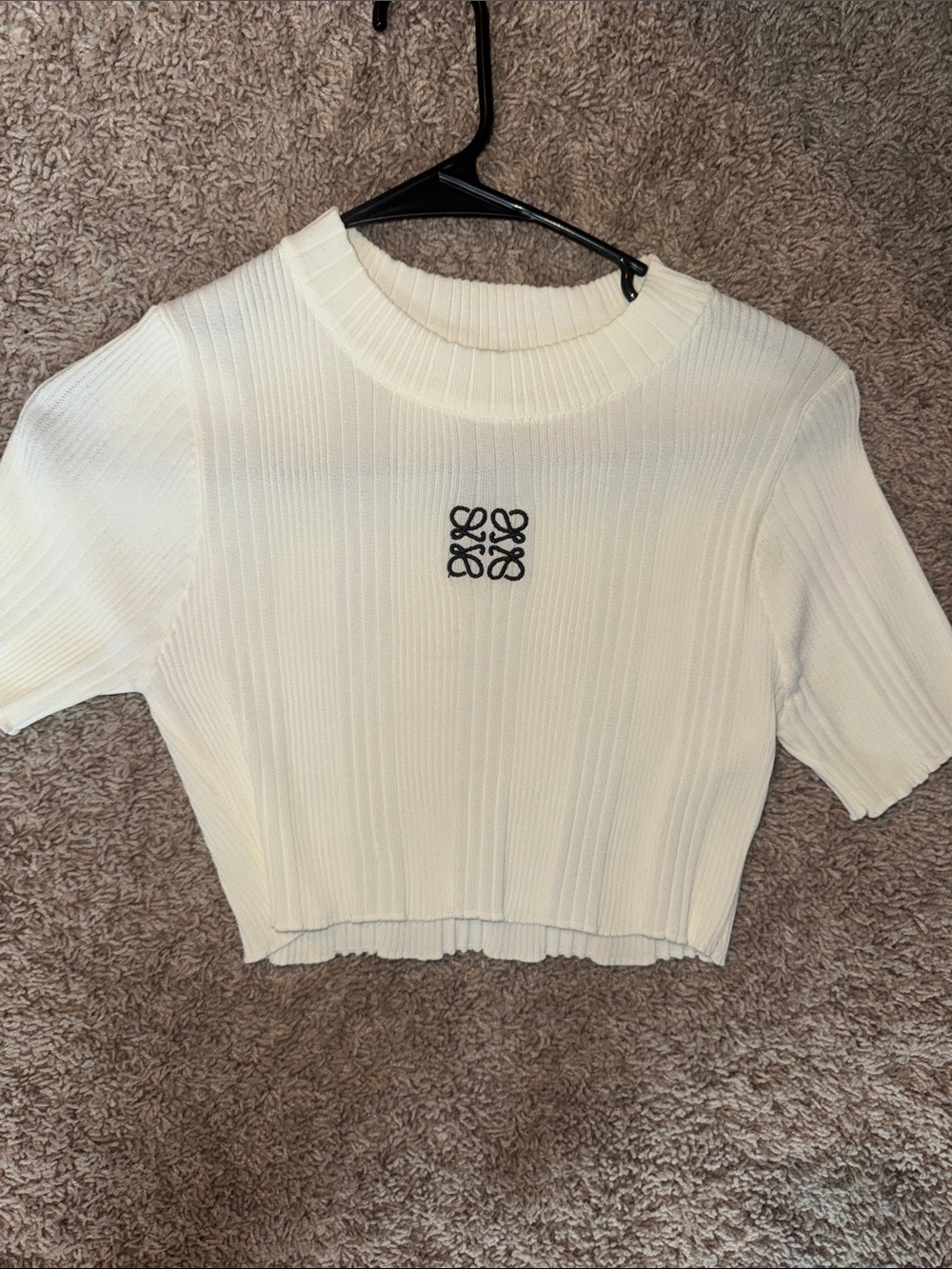 Cropped Ribbed Cream Short Sleeve Top with Center Logo